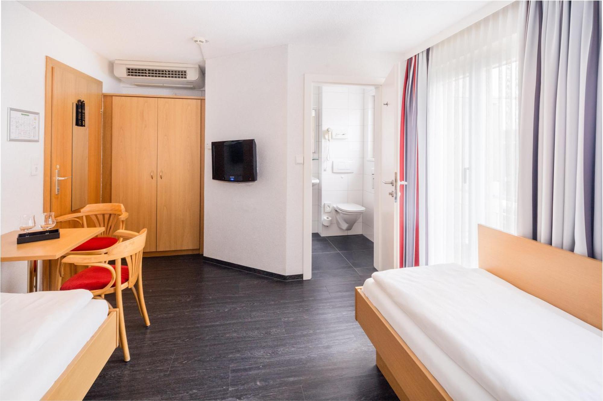 4-Laender-Hotel Deutschmann Bregenz Buitenkant foto