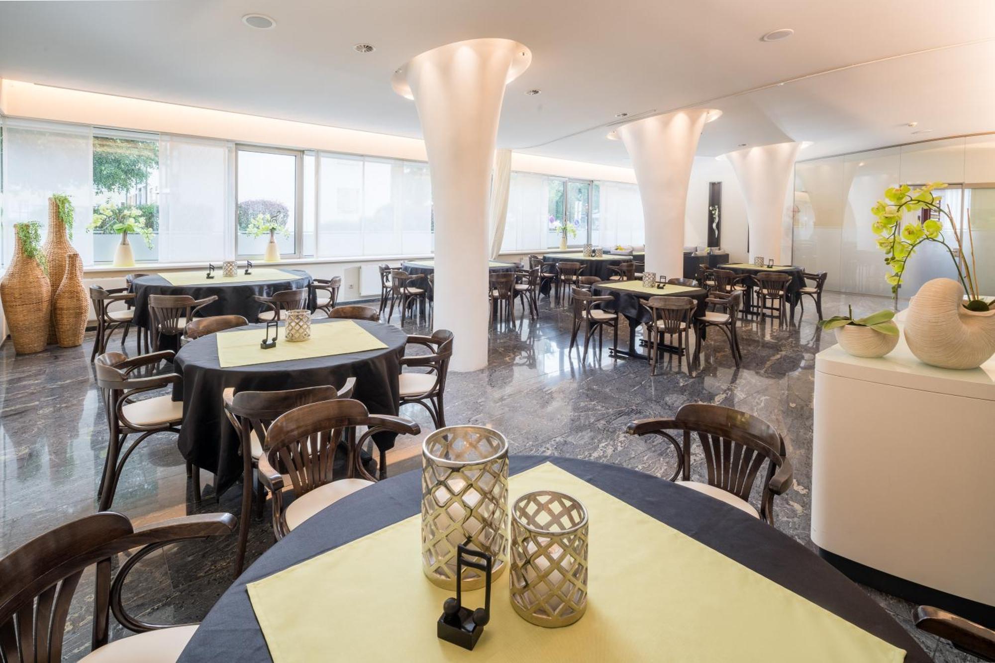 4-Laender-Hotel Deutschmann Bregenz Buitenkant foto